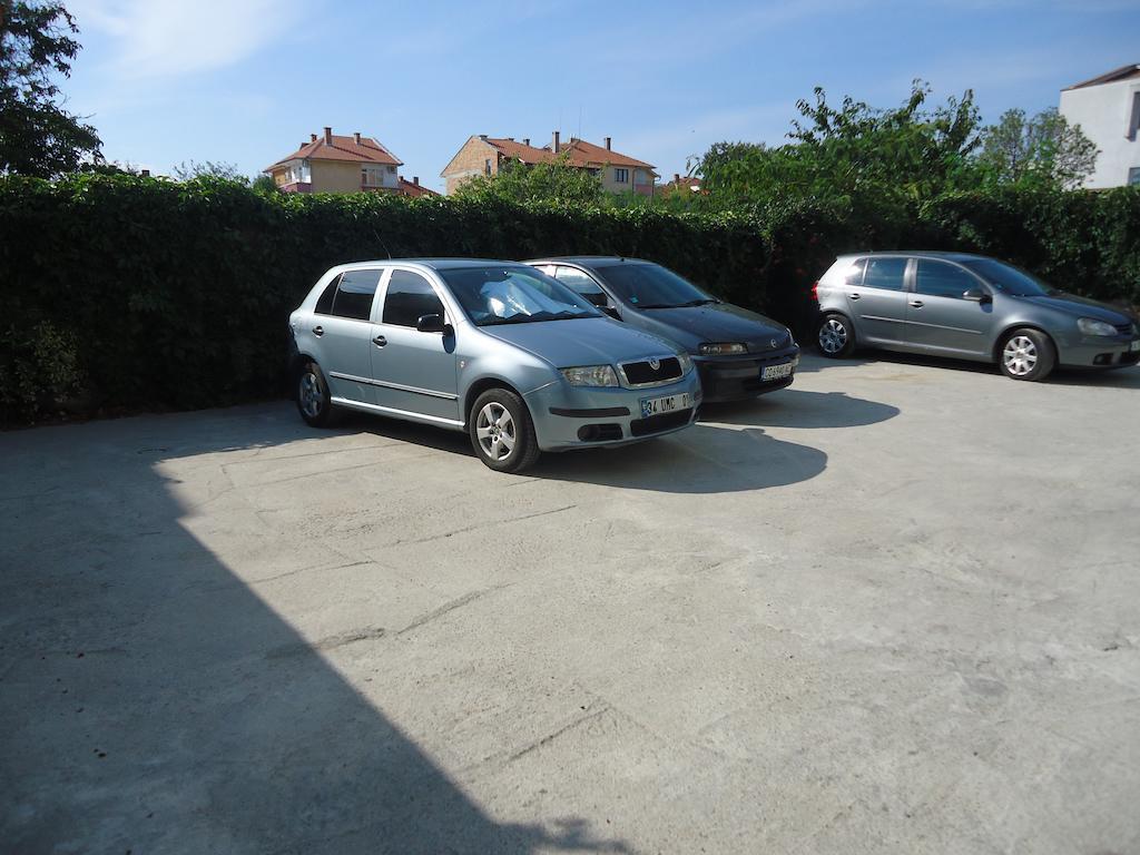 Pension Ruskovi Guesthouse Ravda Exterior photo